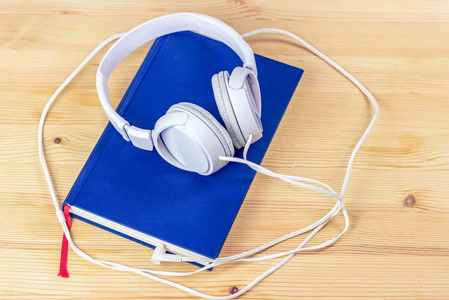 Die Wiedergeburt der Hörbücher: Wie Audiobooks die moderne Medienlandschaft erobern